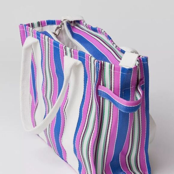 Urban Outfitters medium size Stripe tote bag with Removable strap - Picture 6 of 7